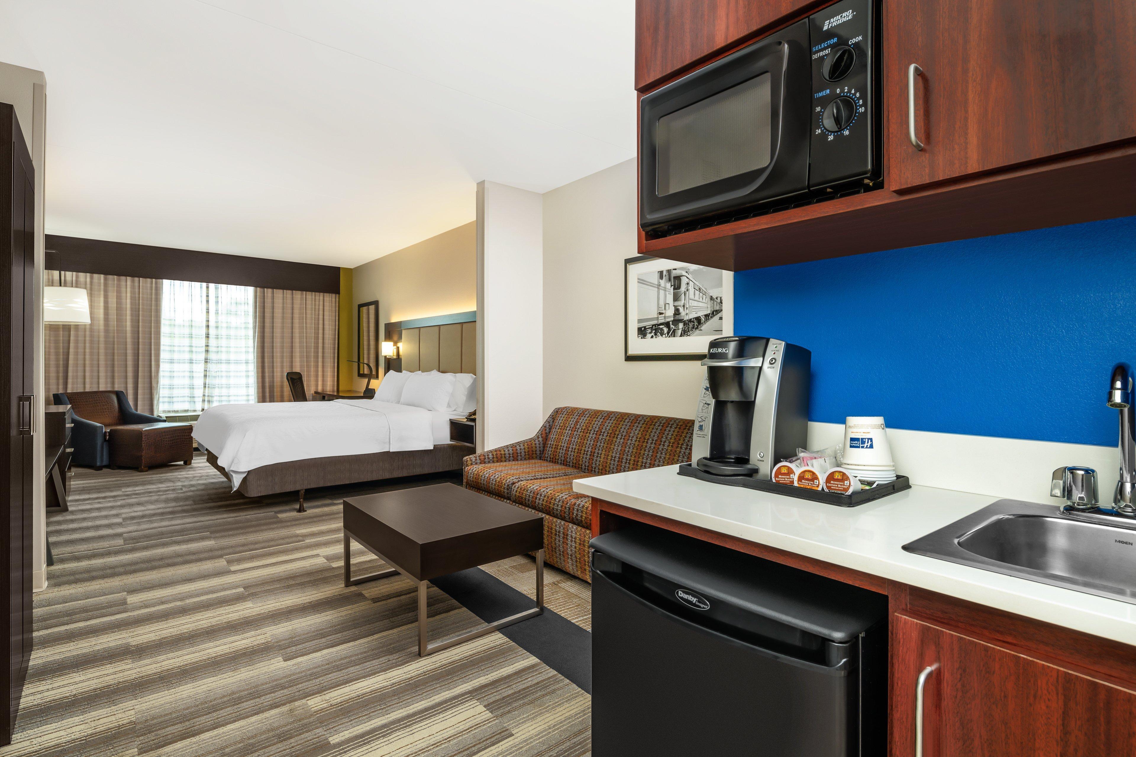 Holiday Inn Express & Suites Florence By Ihg Exterior foto