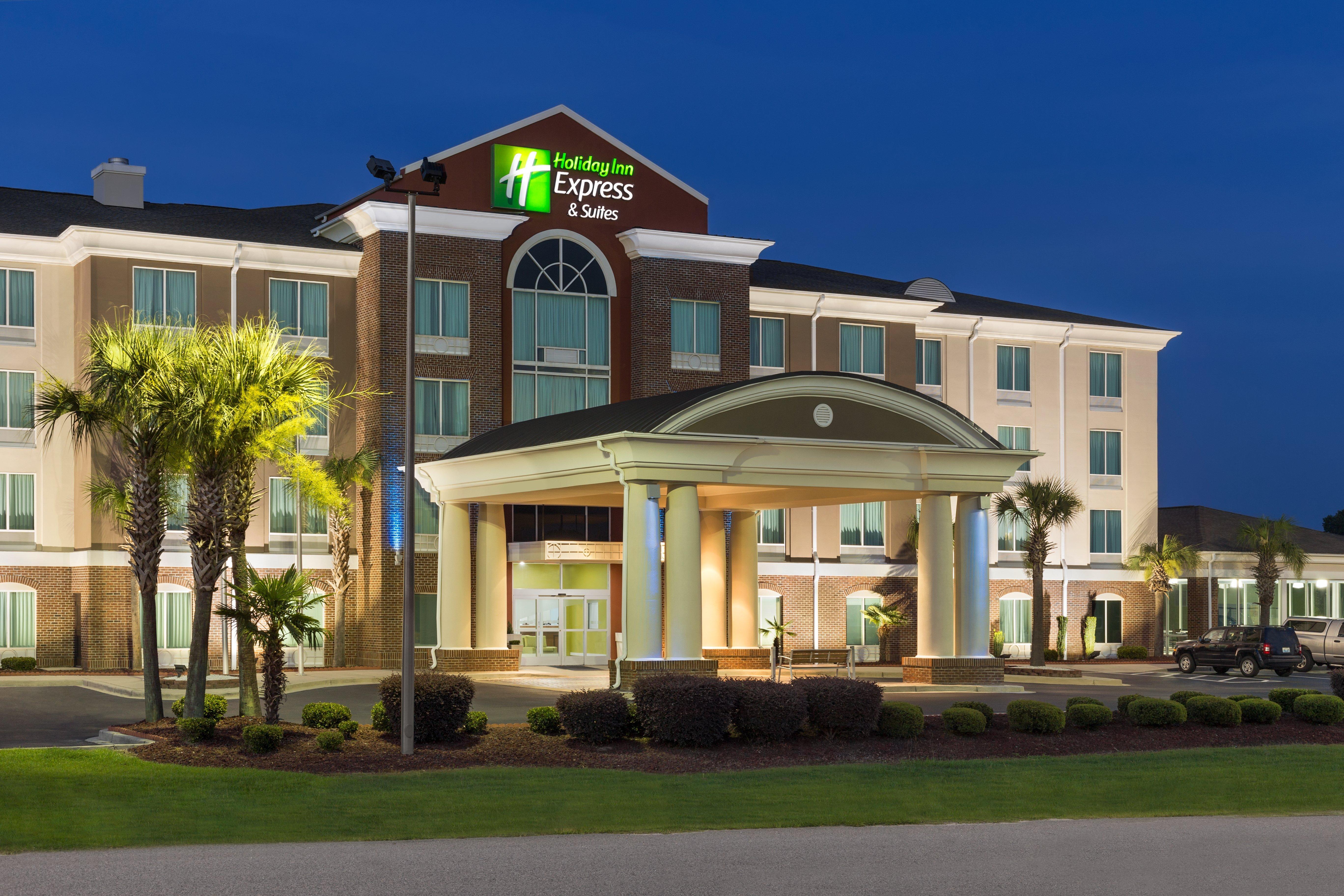 Holiday Inn Express & Suites Florence By Ihg Exterior foto